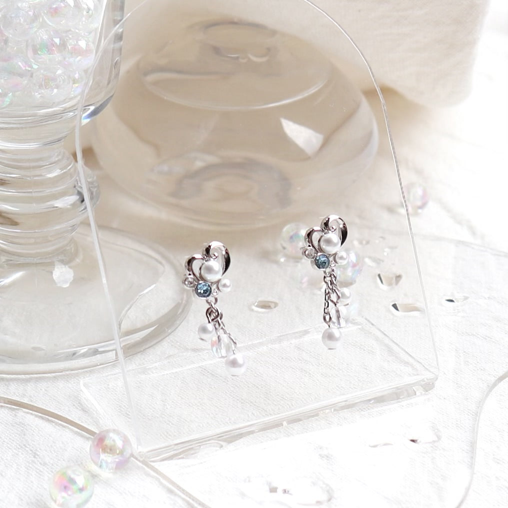 Bubble Mermaid Princess Earrings  / Silver × Blue