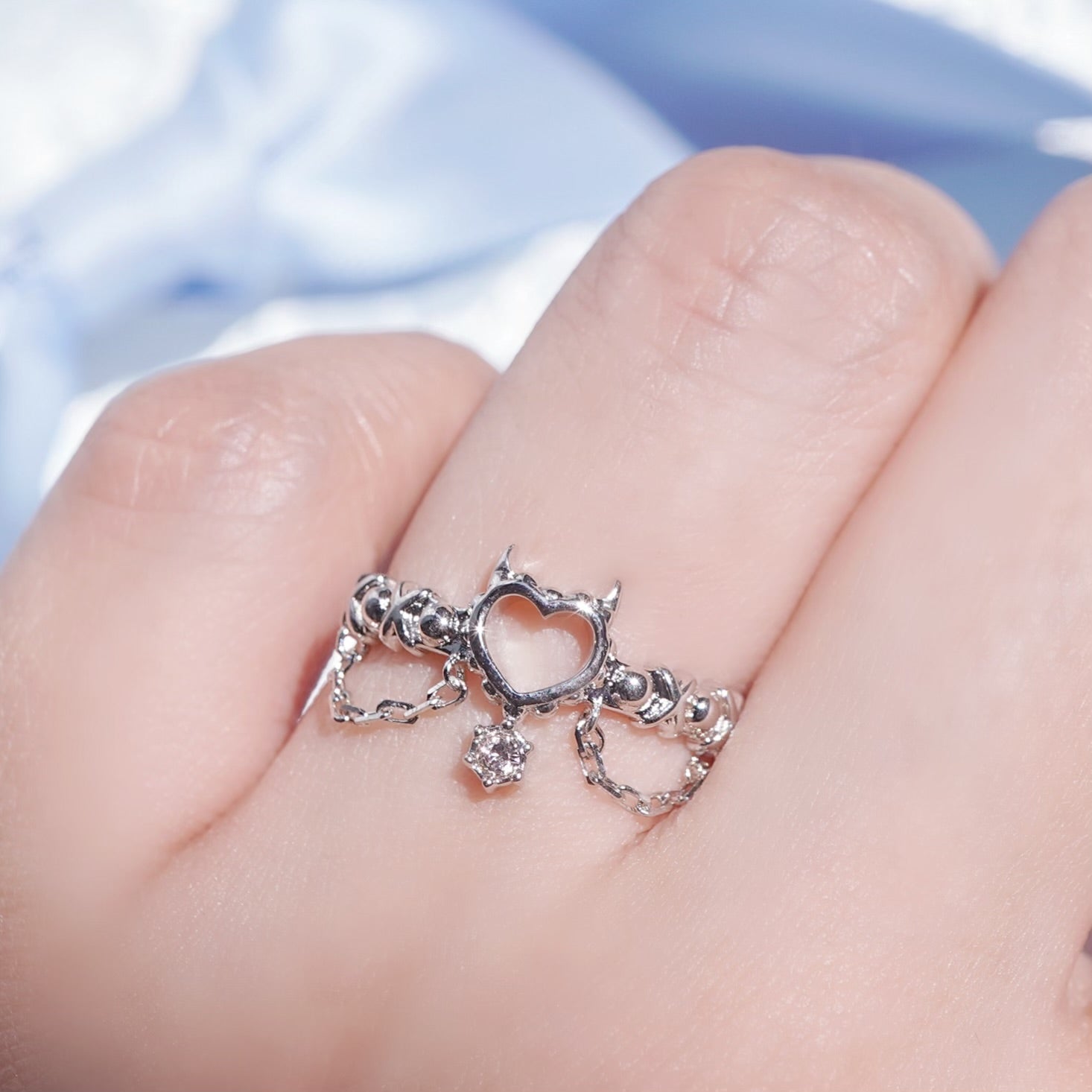 Devil Garter Ring / Silver × Pink