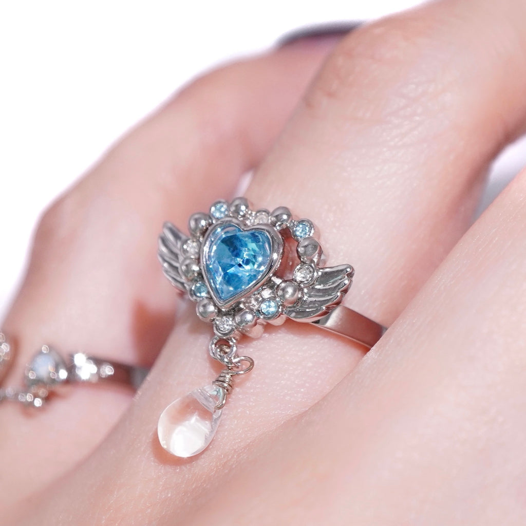 Angel Heart Tear Ring / Silver × Blue
