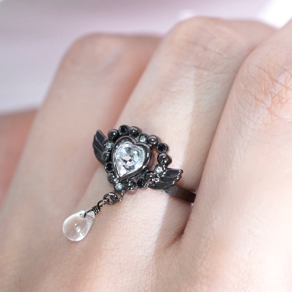 Angel Heart Tear Ring / Fallen Angel Color 《Limited Edition》
