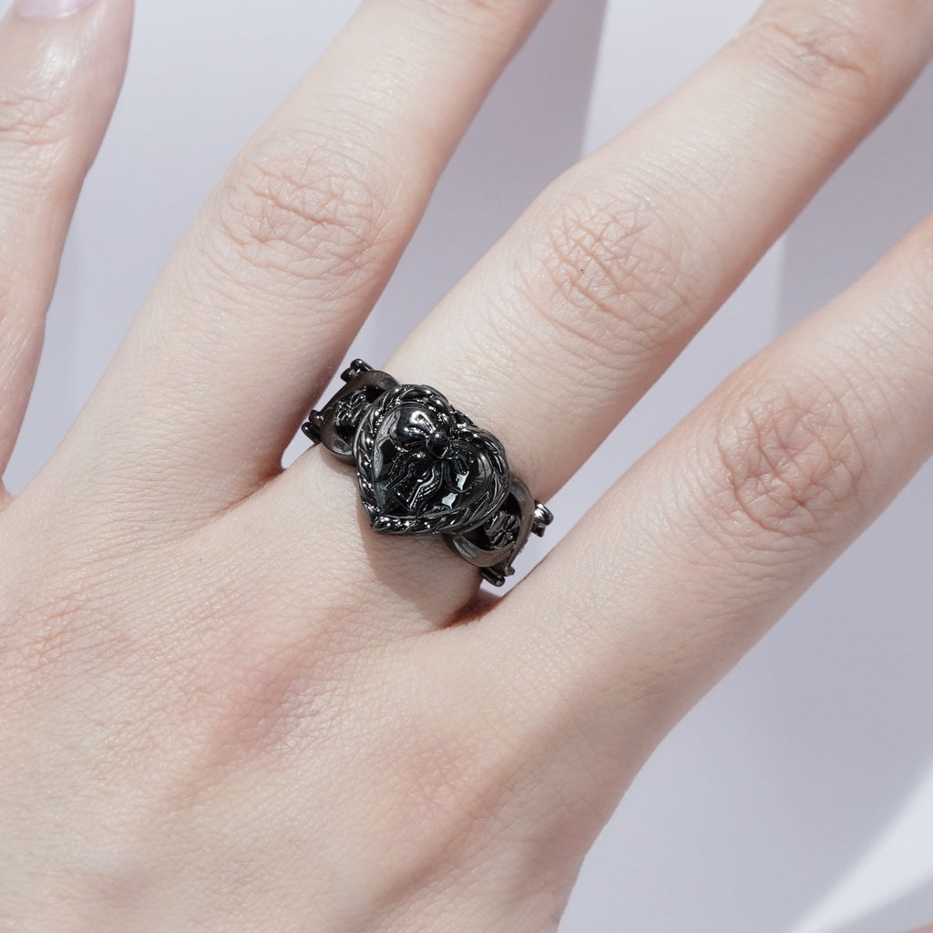 Heart Pirates Ring / Black
