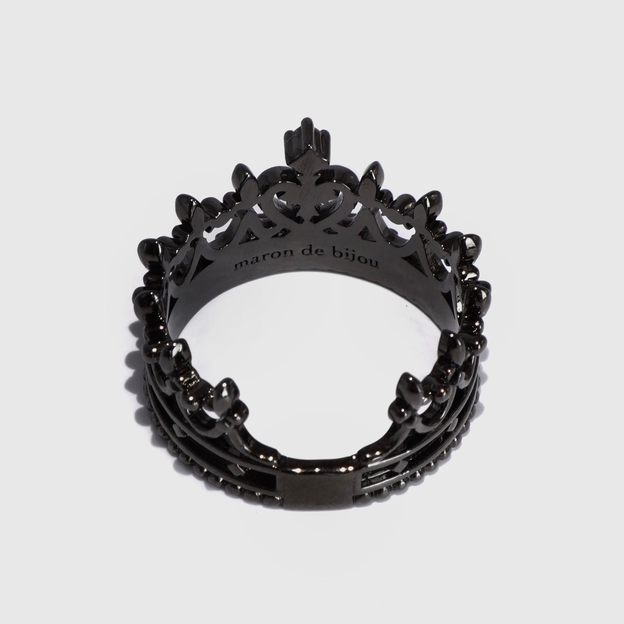 Haunted Queen Ring / Black