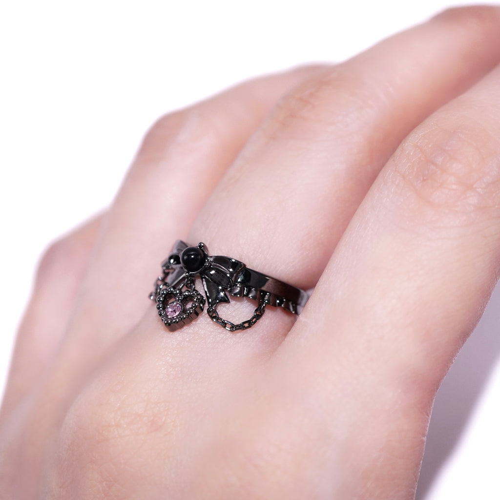 Lolita Blouse Ring / Black × Pink〈Limited Edition〉
