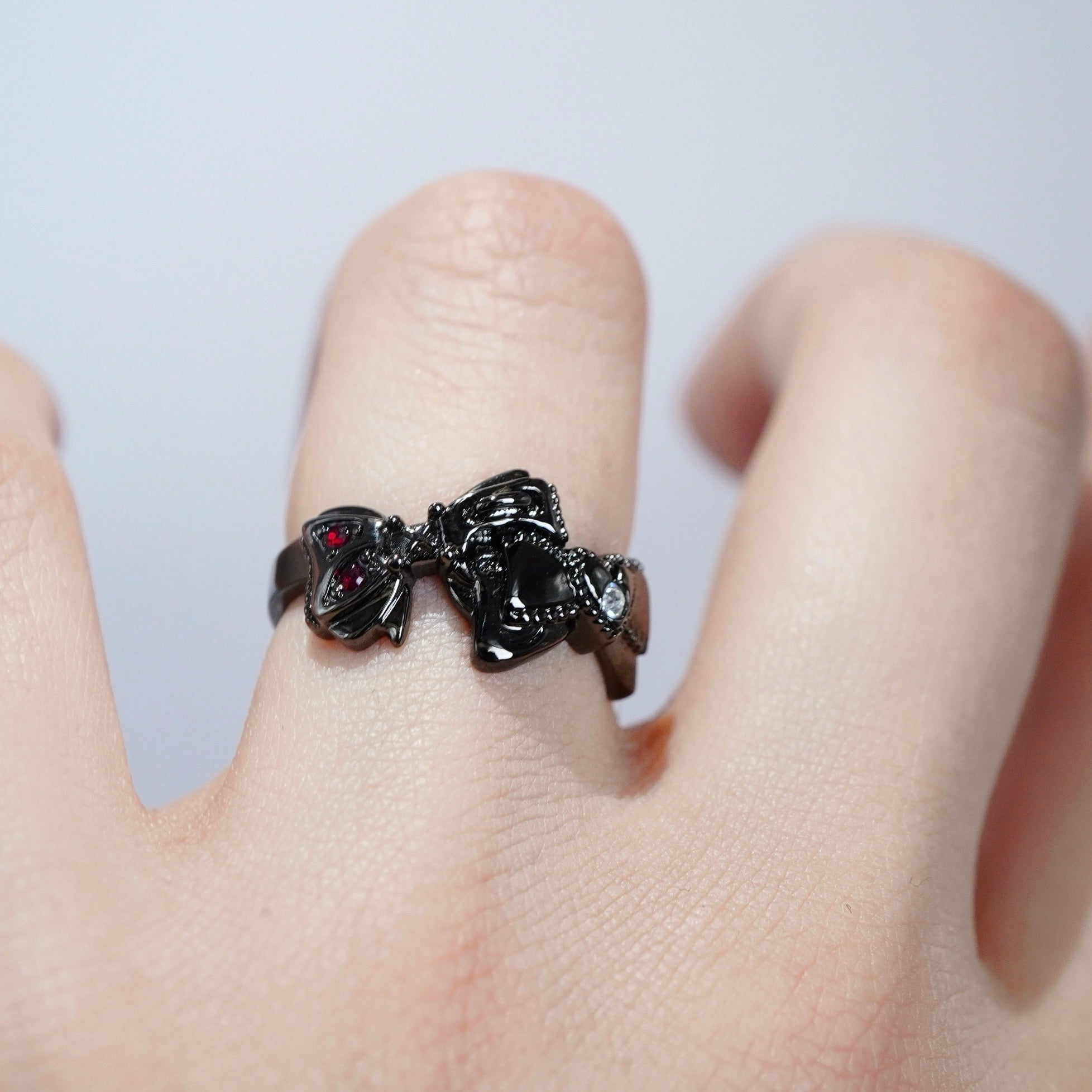 Ribbon Phantom Ring / Black × Blood 〈Limited Edition〉