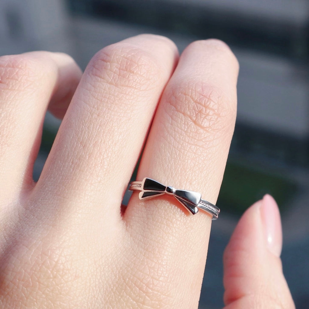 Ribbon Ring / Silver