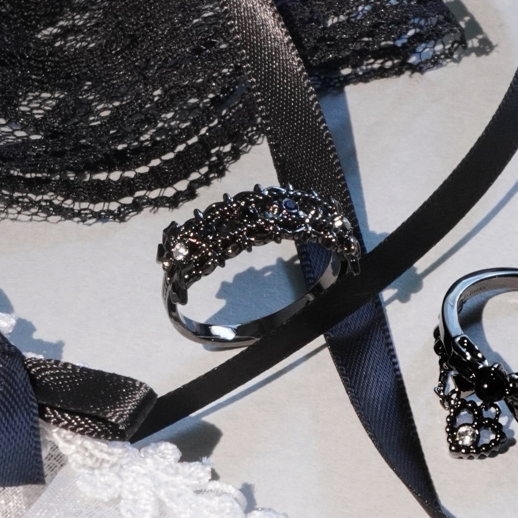 Headdress Ring / Black