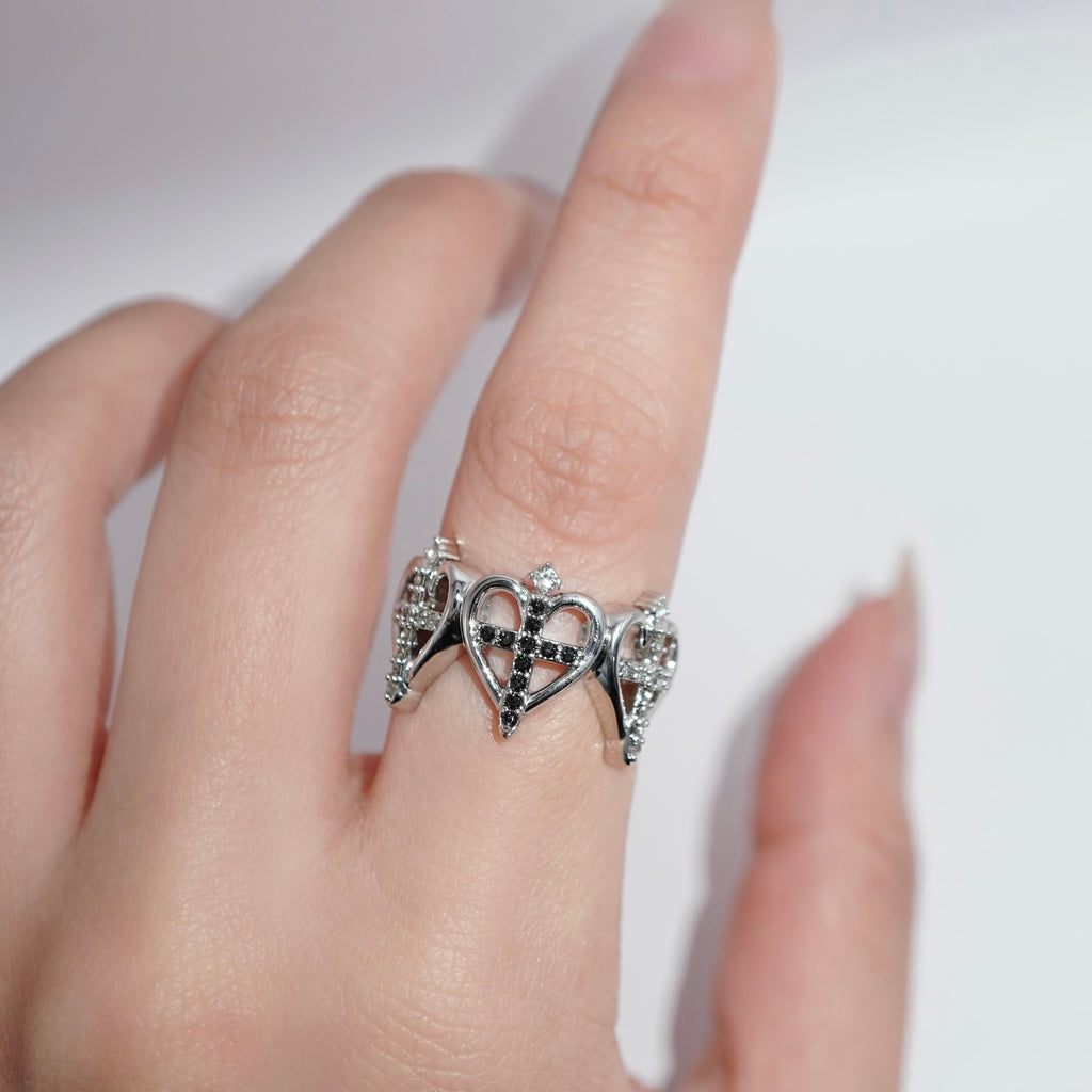 Cross sword Heart Ring / Silver