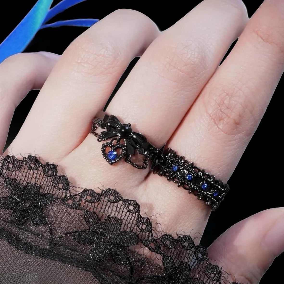 Lolita Blouse Ring / Black × Blue